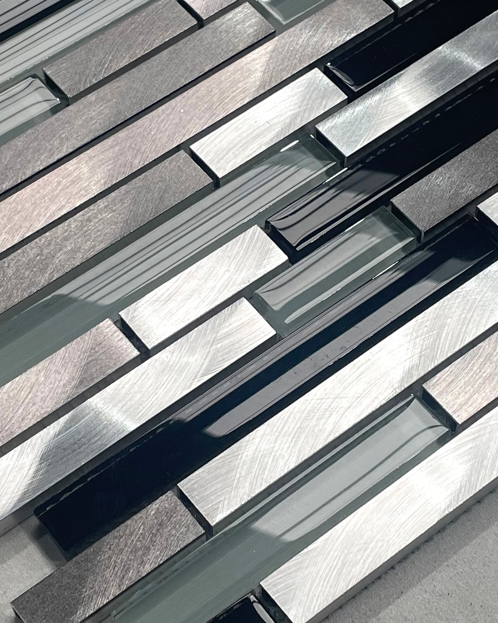 1,8 m² Restposten | Aluminiummosaik 30x30 cm BAC1503