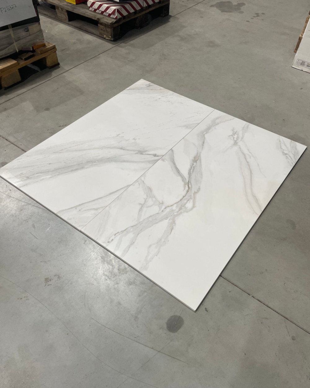 8,64 m² Restposten Calacatta Poliert 60x120cm