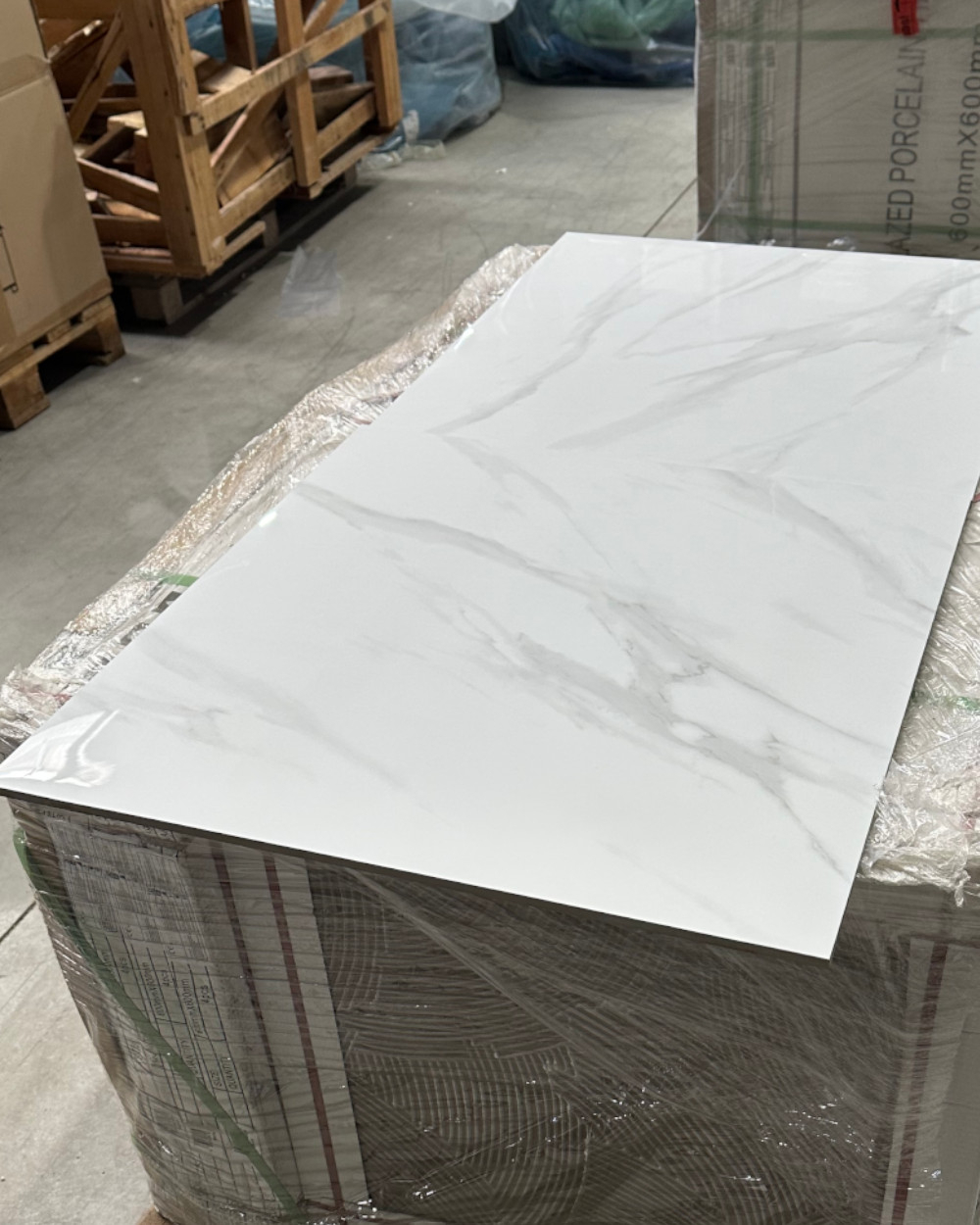 Sonderposten Carrara Fliesen Poliert 60 x 60 cm