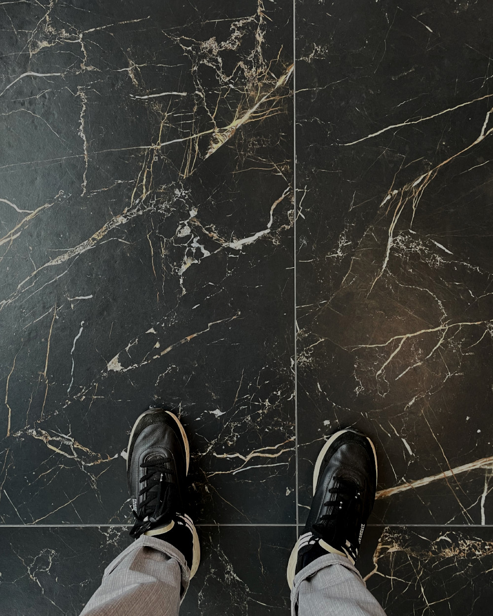 Black matt marble-look tiles 60x120 cm in stock