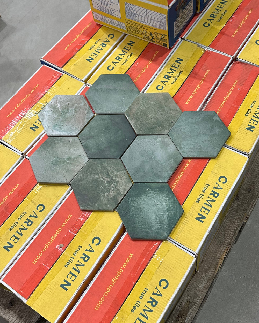 9,166 m² Restposten Bodenfliesen Hexa Intra Olive Green 13,9 x 16 cm