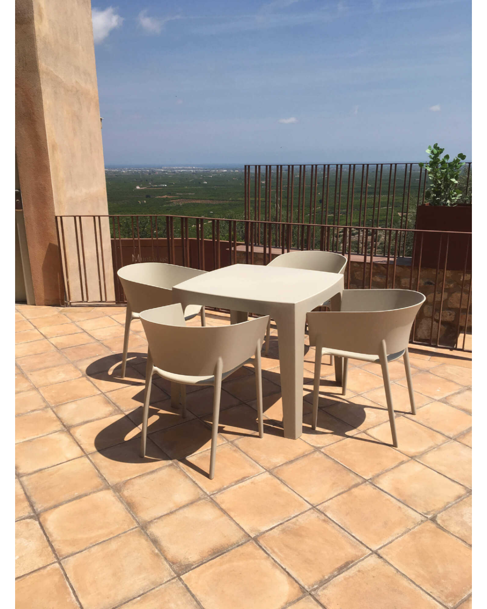 Cotto Floor Tiles | Alhamar Salmon 33.3 x 33.3 cm