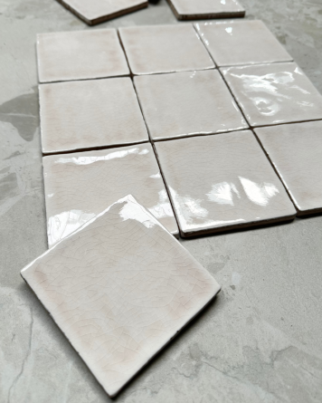 cellular tile with crackle finish | Nour Bone 10x10 cm