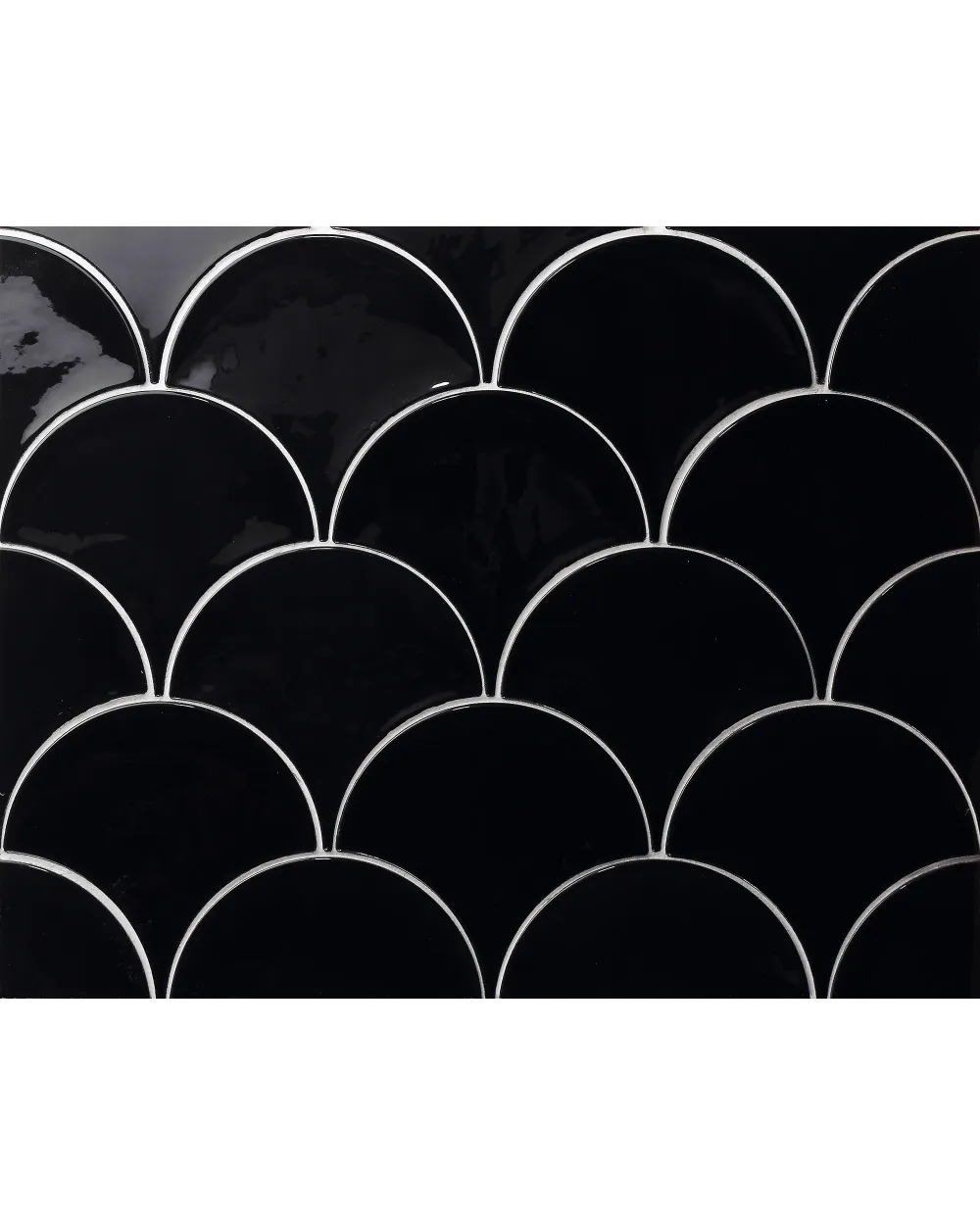 Smiles Night: Fish Scale Wall Tile in Black