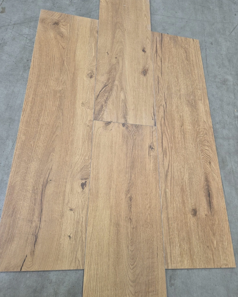 30,24 m² Restposten Holzoptik Eiche 30x120 cm