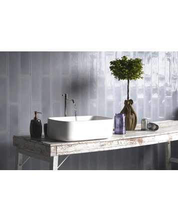 Vitral Lavanda: Wandfliese in zartem Lavendelton