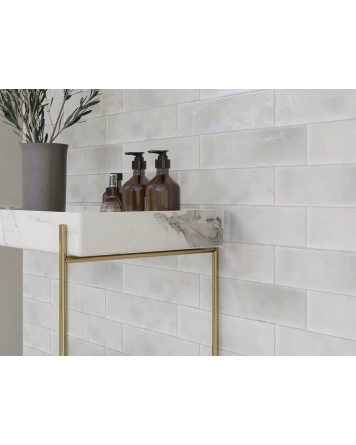 Vitral Bianco: Wandfliese mit Krakeleé in Weiß
