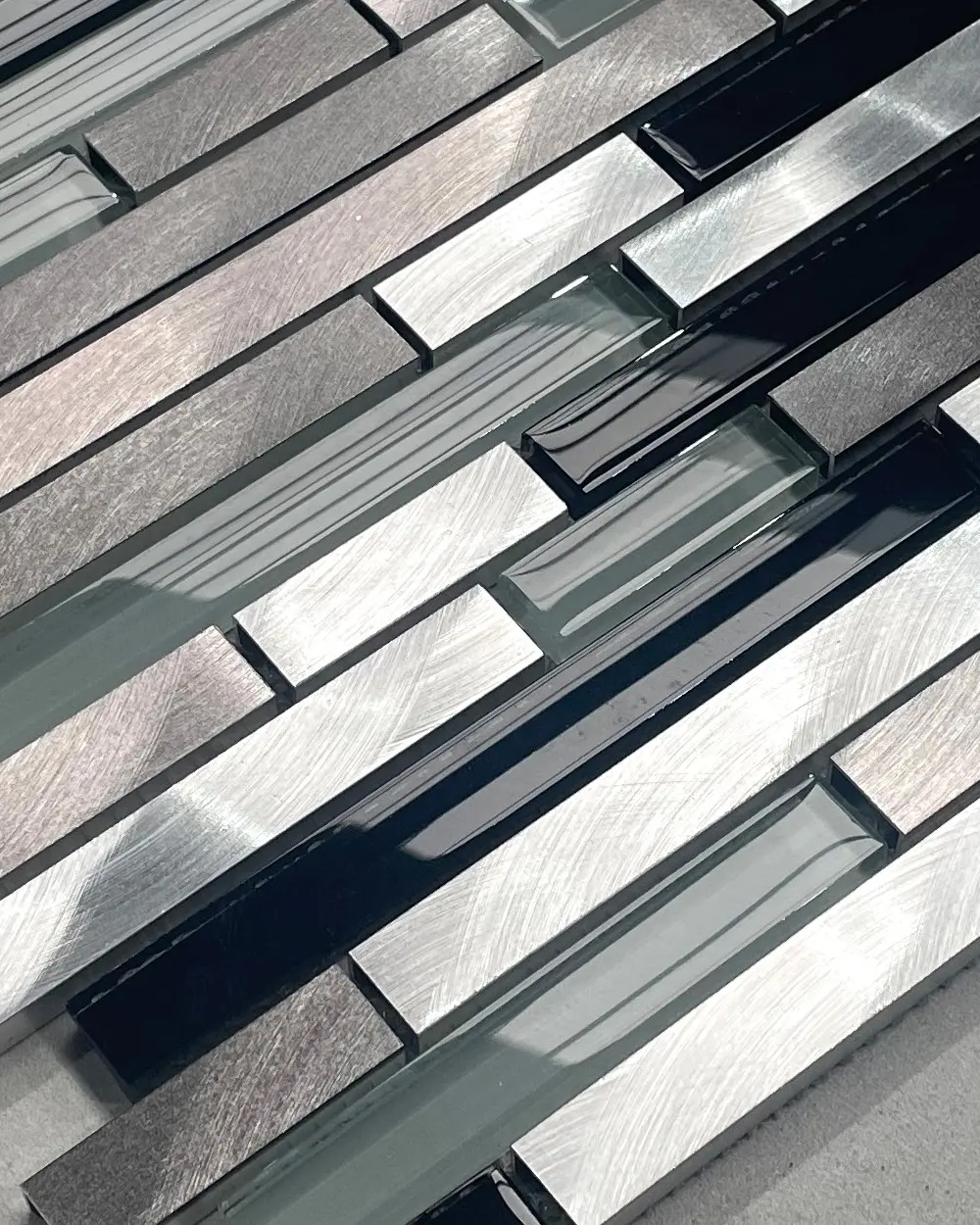 1,8 m² Restposten | Aluminiummosaik 30x30 cm BAC1503