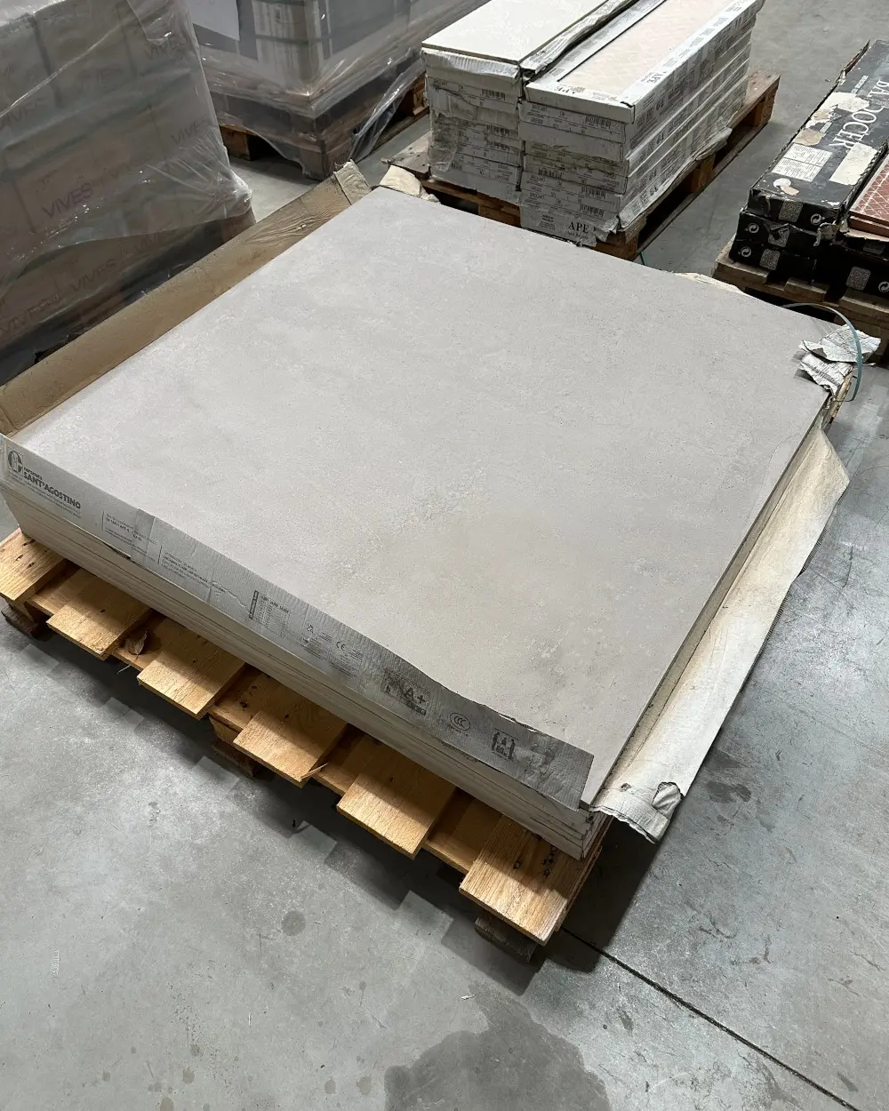 25,92 m² Restposten Ritual Greige 120x120 cm