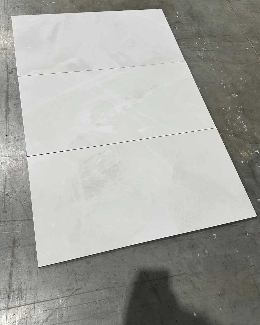 3,24 m² Restposten Onyx White 30x60 cm Poliert