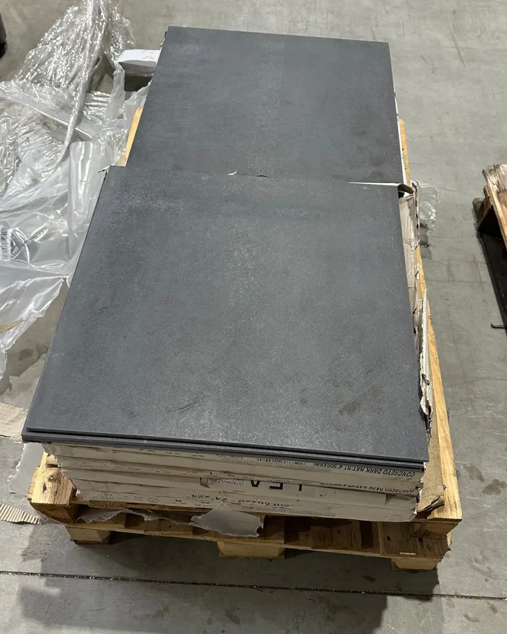 18,72 m² Restposten Bodenfliesen Concreto Dark 60x60 R10 B