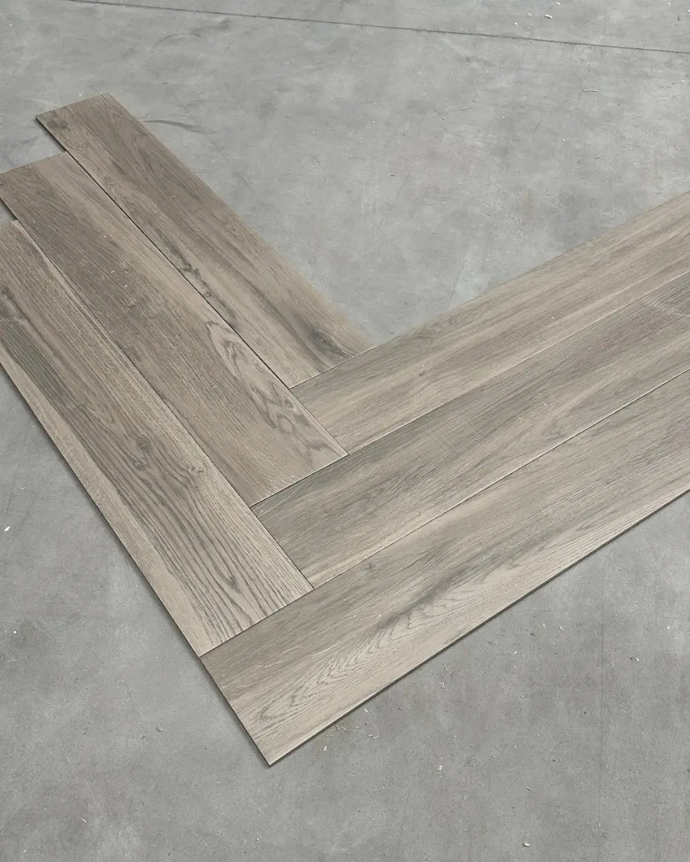 Wood look tiles Olmo Chestnut 20x120 cm