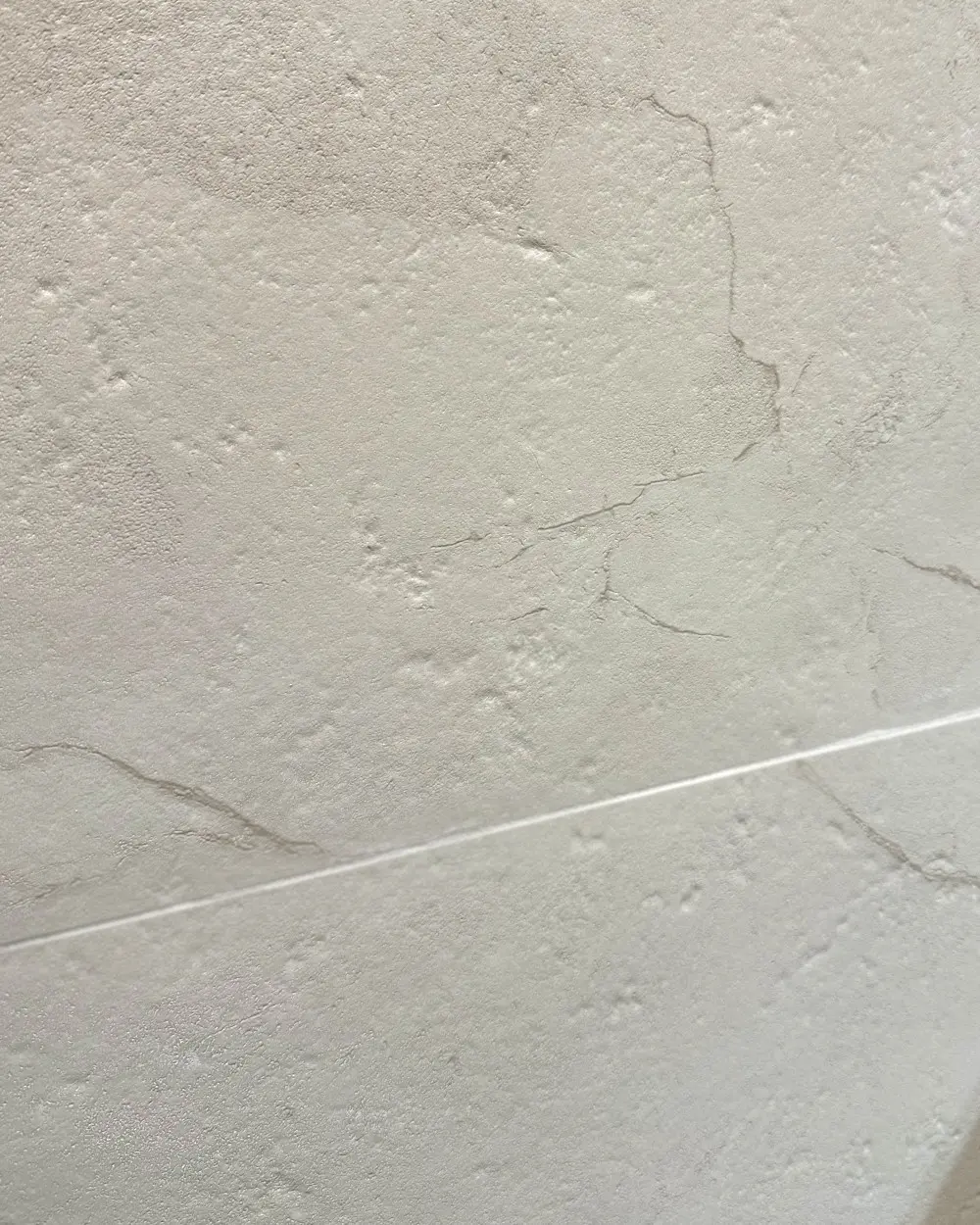 Weiße Marmoroptik Fliesen 60x120 cm 3D Oberfläche | Alloy Pearl