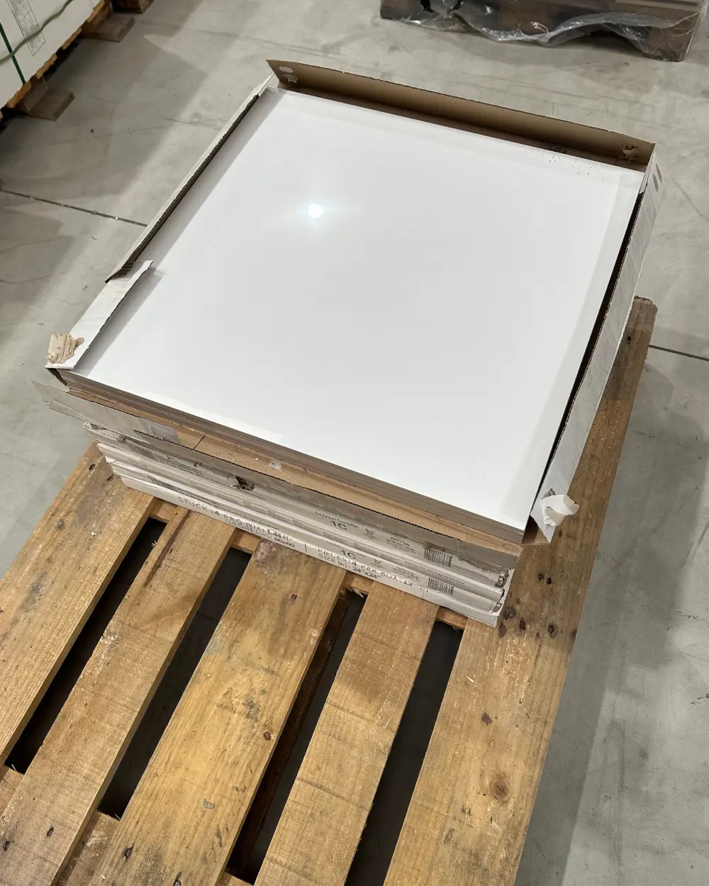 10,08 m² Restposten Glaciar white 60 x 60 cm poliert